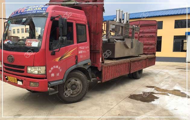 Cliente francés compró máquina automática para fabricar conos de oblea